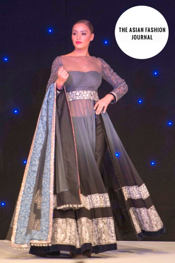 7 ManishMalhotra23.02.12_0166