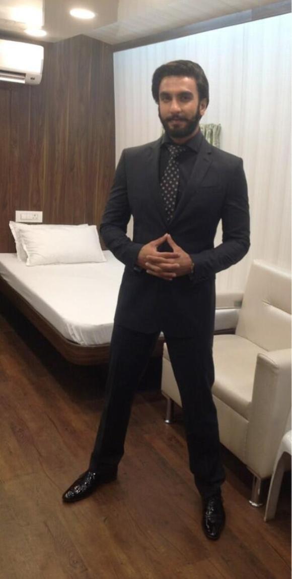 4 Ranveer Singh Burberry and Paul Smith