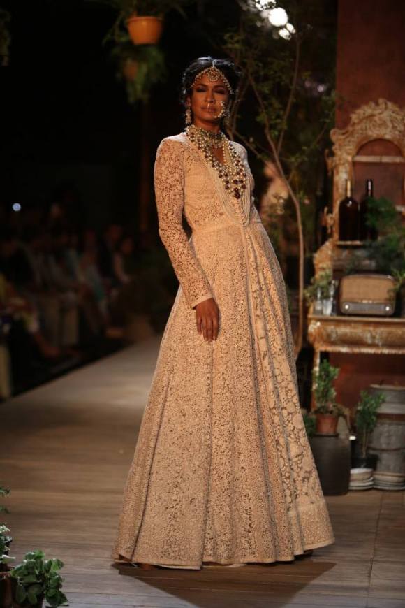 FDCI, Sabyasachi, PCJ, Delhi Couture Week, 2013, sari, sherwani, anarkali, opium, bridal, bride, groom, wedding, india