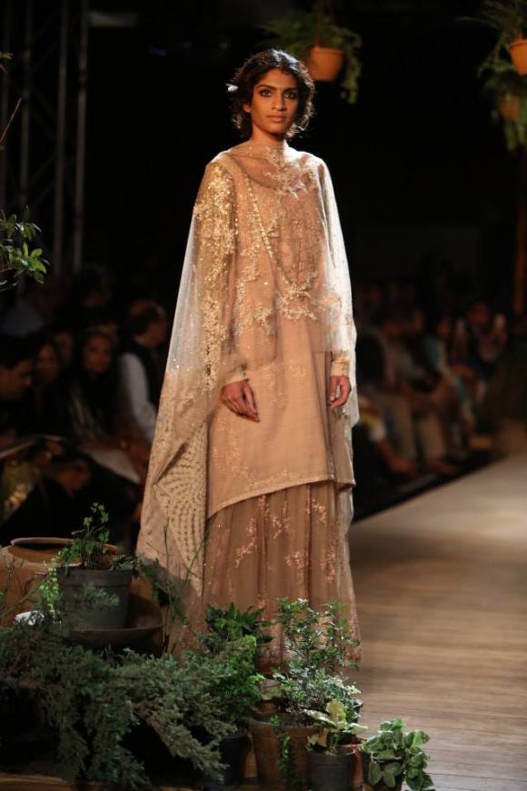 FDCI, Sabyasachi, PCJ, Delhi Couture Week, 2013, sari, sherwani, anarkali, opium, bridal, bride, groom, wedding, india
