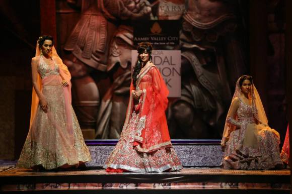Suneet Varma, India Bridal Fashion week, Aamby Valley, Lengha, choli, sharara, sari, anarkali, salwar kameez, lace, pompeii, roma, bride, groom, wedding, india, reception bridesmaids