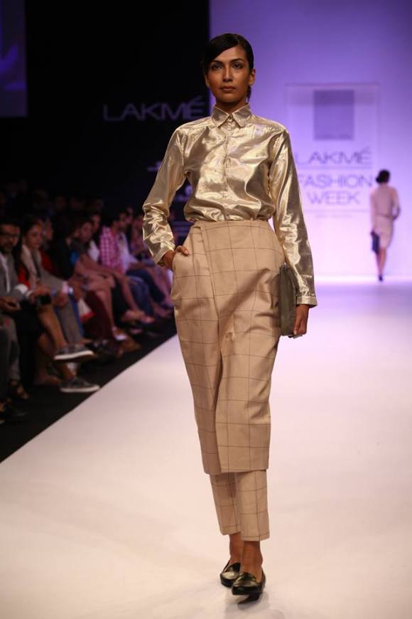 Nishka Lulla, Neeta Lulla, Lakme Fashion Week, Winter/Festive, 2013, boy meets girl, androgynous, India, fashion 